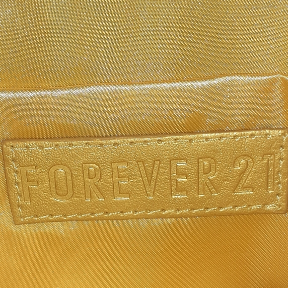 FOREVER 21 GOLD SEQUINS CROSSBODY RECTANGLE PURSE - Picture 7 of 10